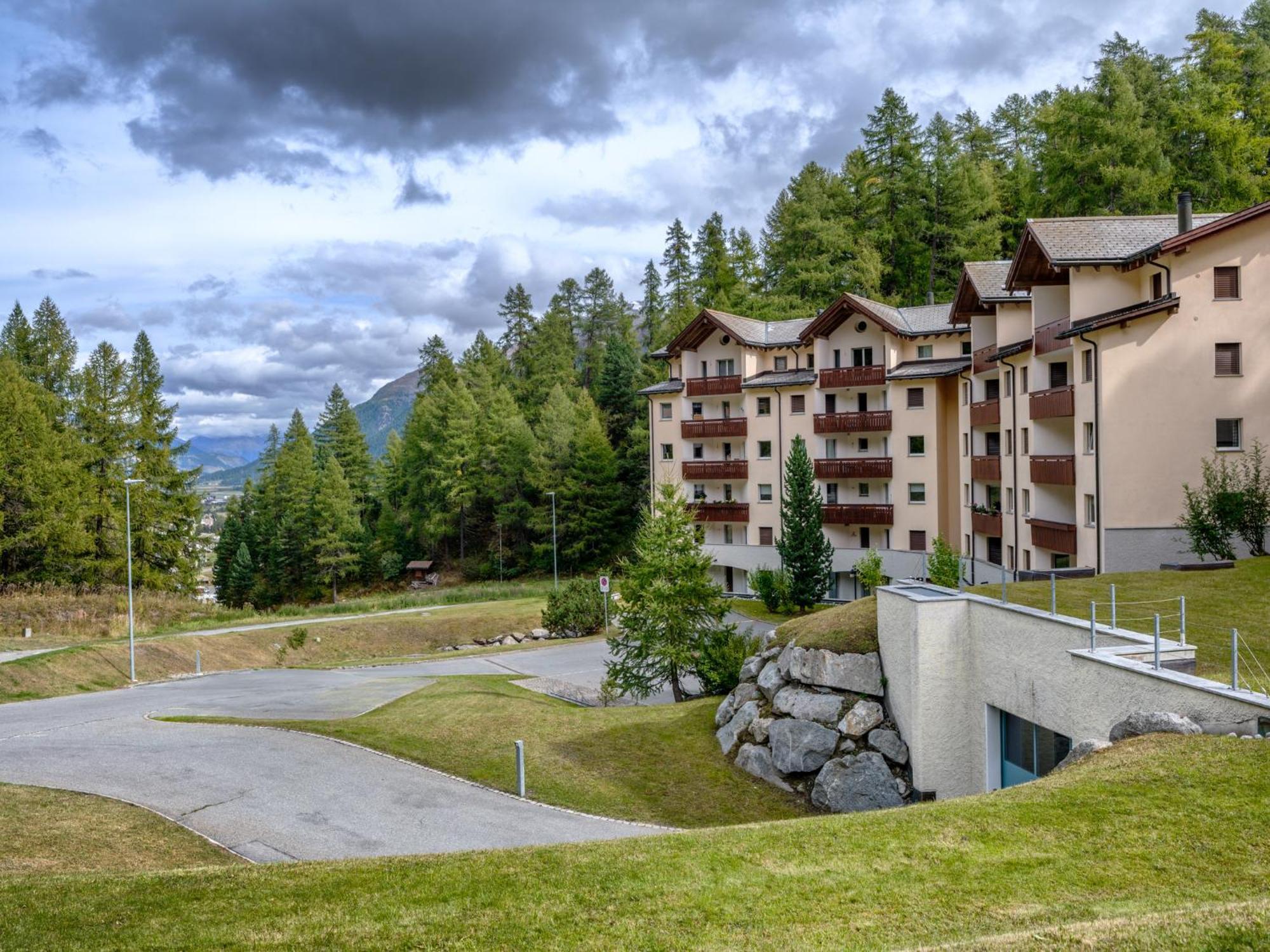 Luxury Mountain Apartment With Private Sauna And Underground Parking Санкт-Мориц Экстерьер фото